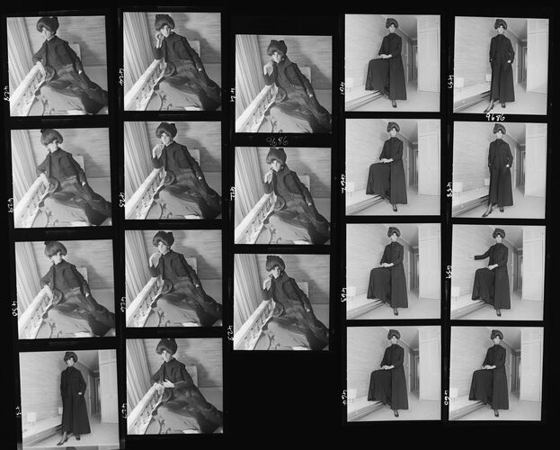 NP_NP09A_078: 1960s Vogue