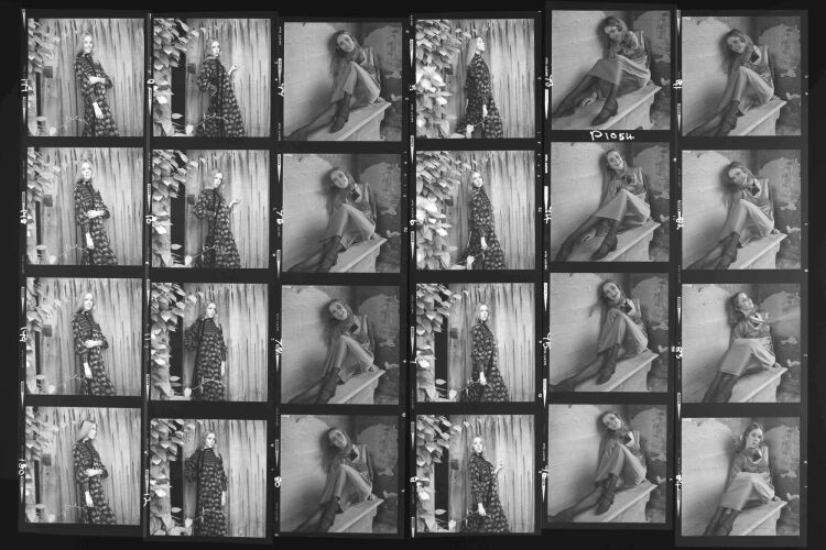 NP_NP09B_1970_001F: Charlotte Ponsonby and Elizabeth Spendee