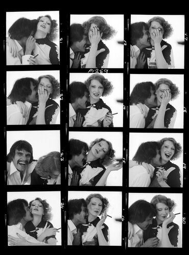 NP_NP09B_1974_012B: Beauty