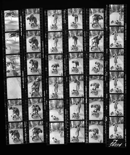 NP_NP09B_1974_018AI: Best Buys