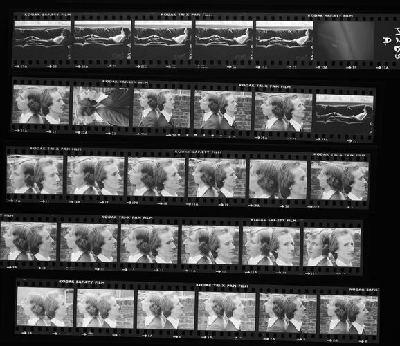 NP_NP09B_1974_019: Simon Parkinson