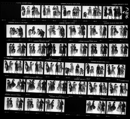 NP_NP09B_1974_022G: Ski Fashion