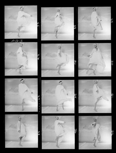 NP_NP09B_1974_024F: Roll a Ball at Pinewood