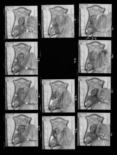 NP_NP09B_1974_025D: Best of British Lead