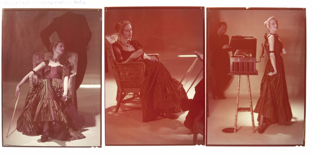 NP_NP09F2_1948_012A: 1948 Vogue