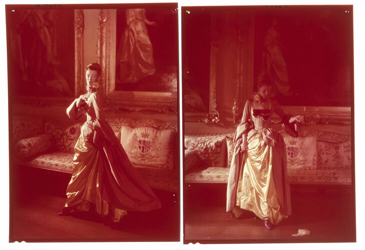 NP_NP09F2_1948_017B: Time's Glass