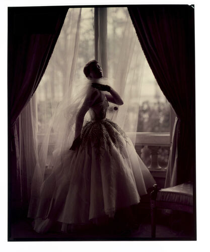 NP_NP09F2_1950_008A: 1950s Vogue