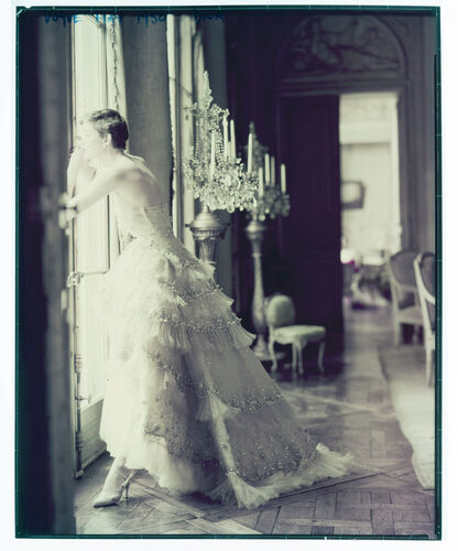 NP_NP09F2_1950_011B: Paris Spectaculars