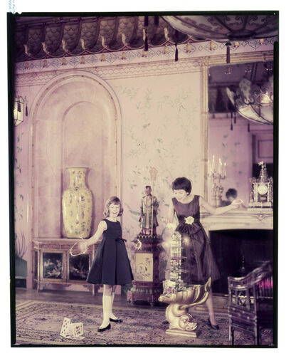 NP_NP09F2_1958_011: 1950s Vogue