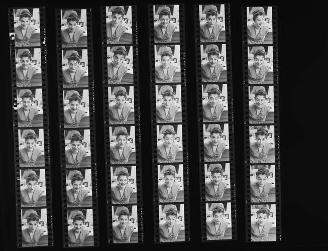 NP_NP11A_008: Queen Magazine