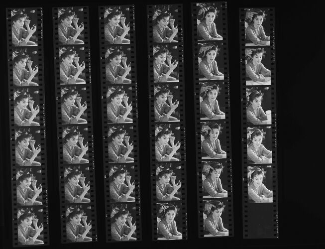 NP_NP11A_009: Queen Magazine