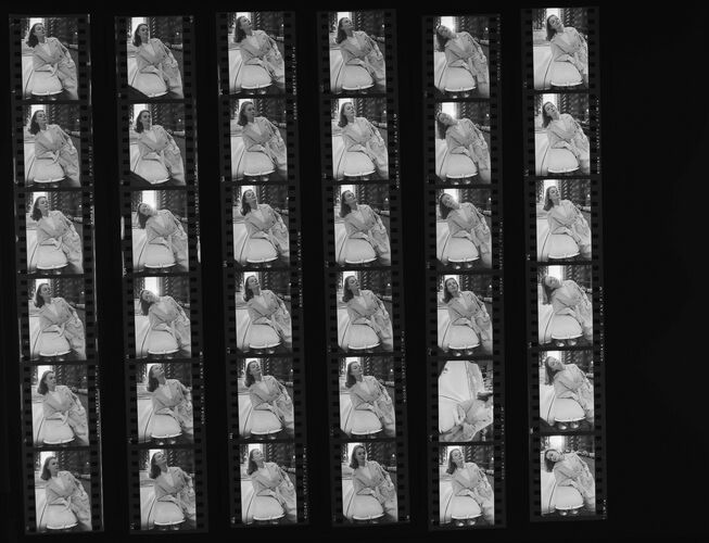 NP_NP11A_014: Queen Magazine