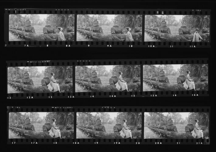 NP_NP11Q101_002: Queen Magazine