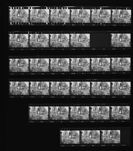 NP_NP11Q102_005: Queen Magazine