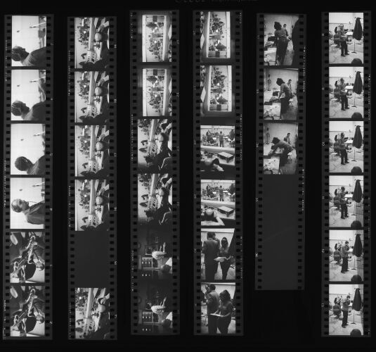 NP_NP11Q10_002: Queen Magazine