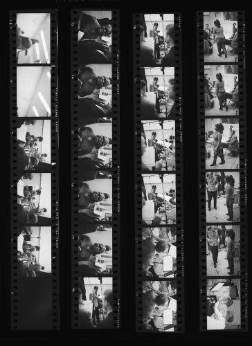 NP_NP11Q10_004: Queen Magazine