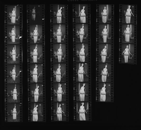 NP_NP11Q114_003: Queen Magazine