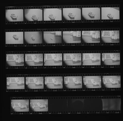 NP_NP11Q118_011: Queen Magazine