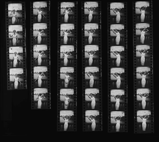 NP_NP11Q11_004: Queen Magazine