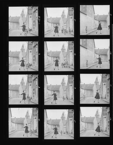 NP_NP11Q121_001: Queen Magazine