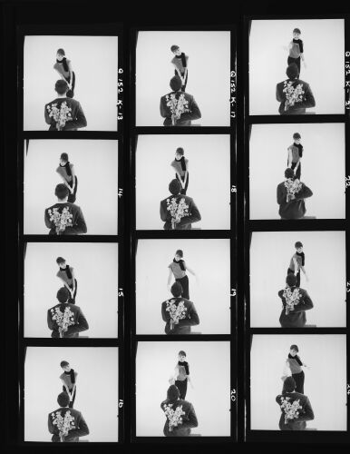 NP_NP11Q152_022: Queen Magazine