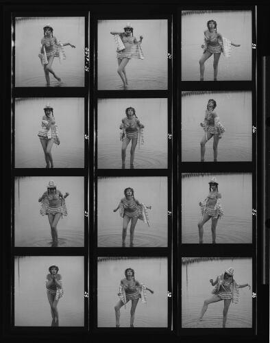 NP_NP11Q167_018: Queen Magazine