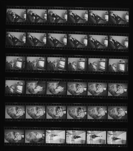 NP_NP11Q181_007: Queen Magazine