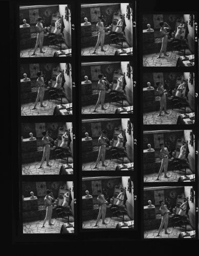 NP_NP11Q34_004: Queen Magazine