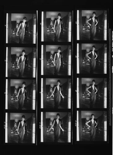 NP_NP11Q53_002: Queen Magazine