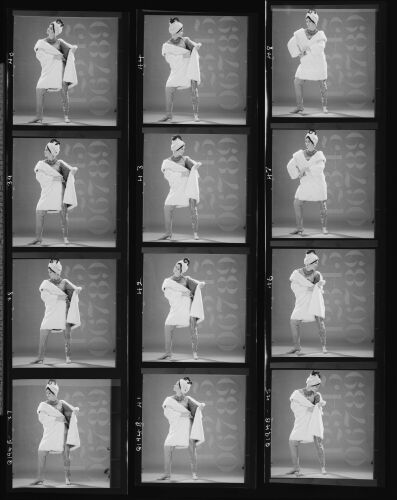 NP_NP12Q194_032: Queen Magazine