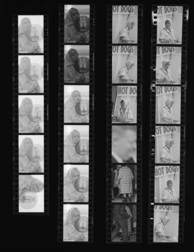 NP_NP12Q205_040: Blackpool: The Use Of Cameras...Is  Strictly Forbidden