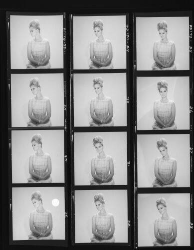 NP_NP12Q217_032: Queen Magazine