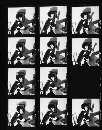 NP_NP13Q237_006: Queen Magazine
