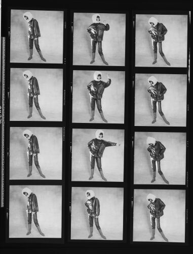 NP_NP13Q246_052: Queen Magazine