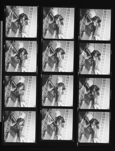 NP_NP13Q246_065: Queen Magazine