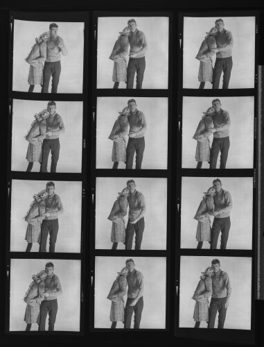 NP_NP13Q249_037: Queen Magazine