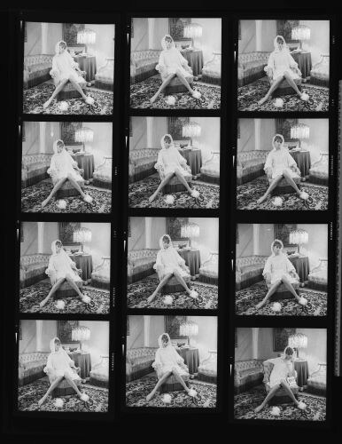 NP_NP13Q252_013: Jean Shrimpton