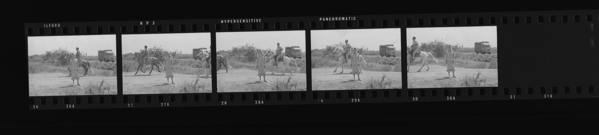 NP_NP13Q274_090: 'Great Clothes Round Up in the Camargue'
