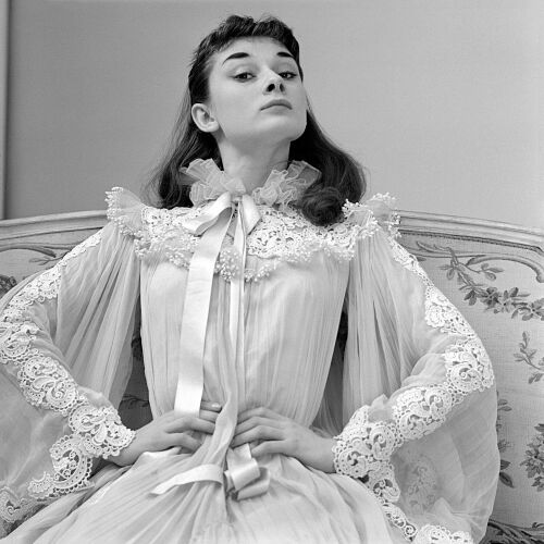 NP_PE_AH013: Audrey Hepburn