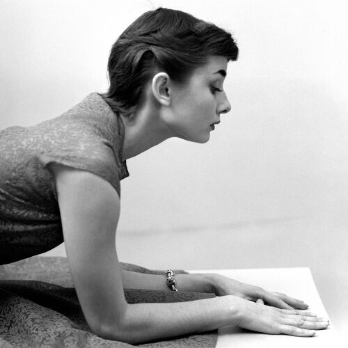 NP_PE_AH024: Audrey Hepburn