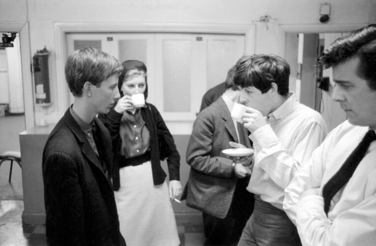 NP_PE_TB033: Tea Break at Abbey Road Studios