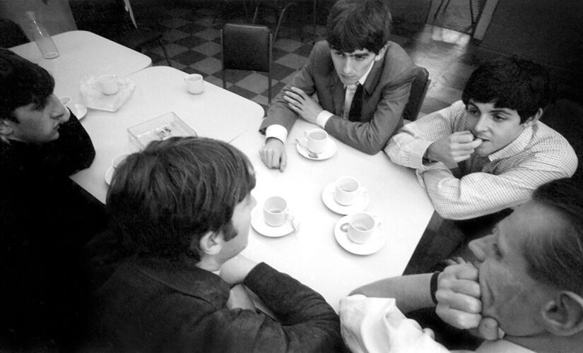 NP_PE_TB038: Tea Break at Abbey Road Studios