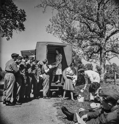 NP_PHJ007: Country Ways - Community Life