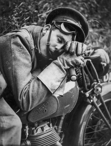 NP_PHJ012: Despatch rider