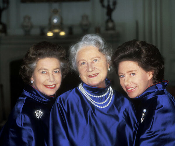 NP_RY011: British Royal Family