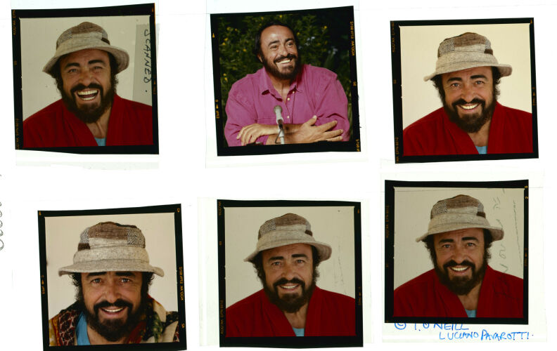 P_Contact_012: Pavarotti