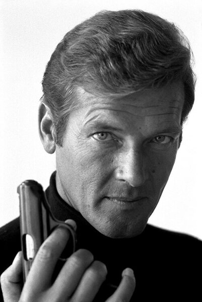 RM024: Roger Moore