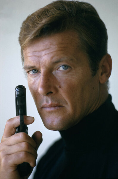 RM027: Roger Moore