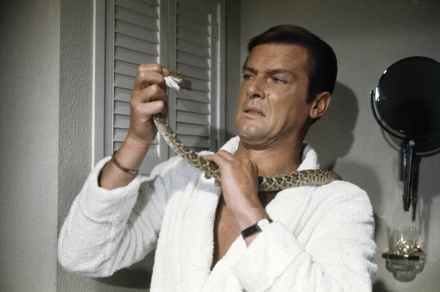RM031: Roger Moore