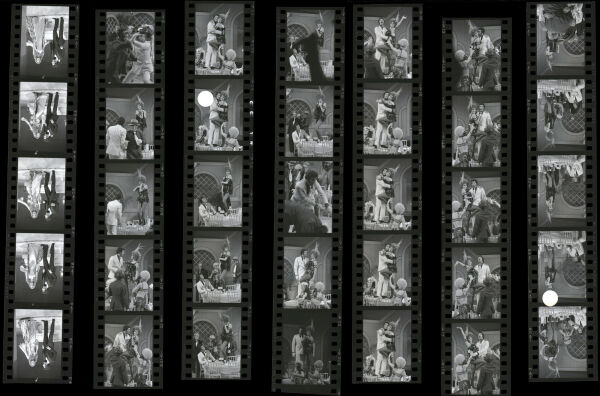 Raquel Welch Contact Sheet Raquel Contact 006 Iconic Licensing